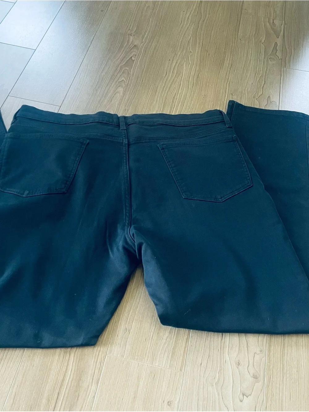 Banana Republic Men’s Black 5 Pocket Pants SZ 38/32 with Branded Button